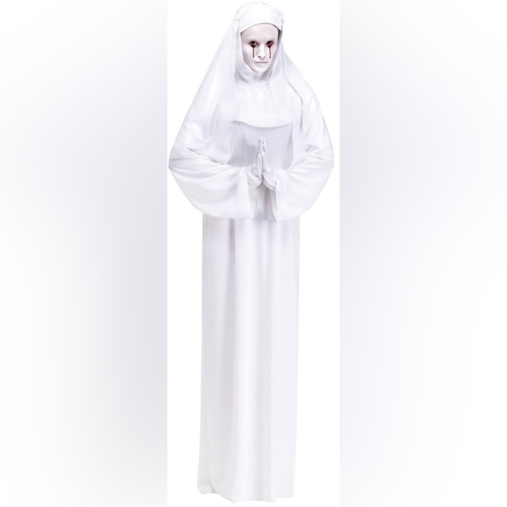 Sister Scary nun costume 🎃